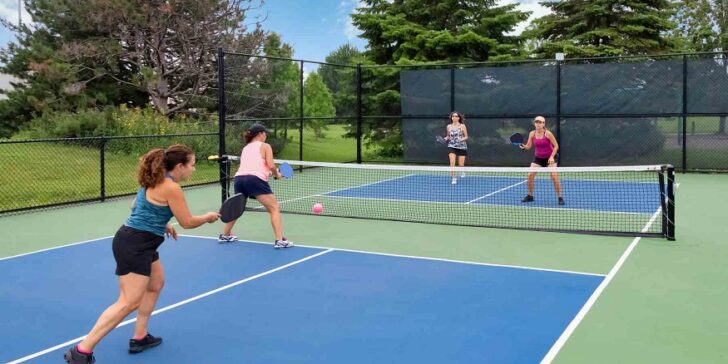 Outdoor Pickleball