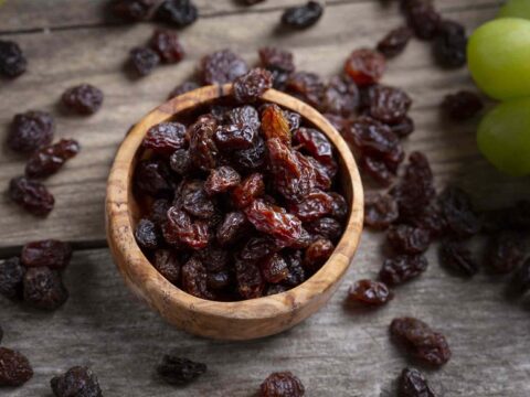 benefits of raisins